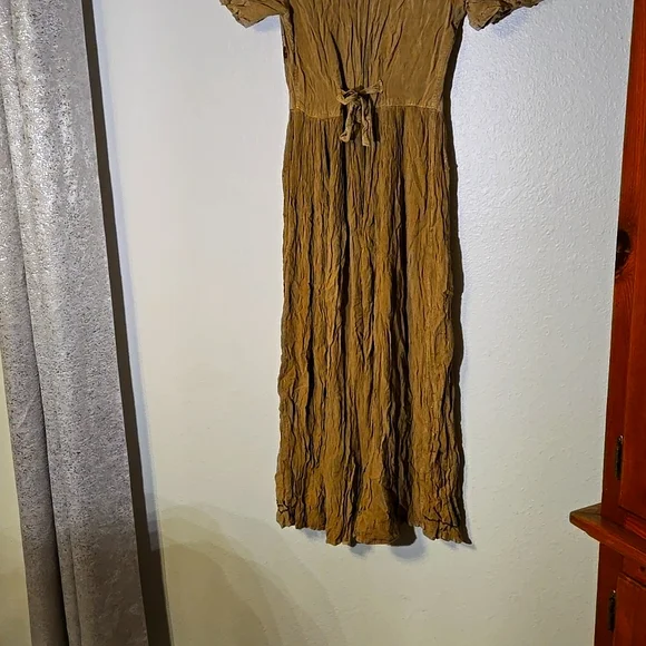 Vintage Selwct Womens short sleeve button up embroidered brown dress, size M - Picture 8 of 8
